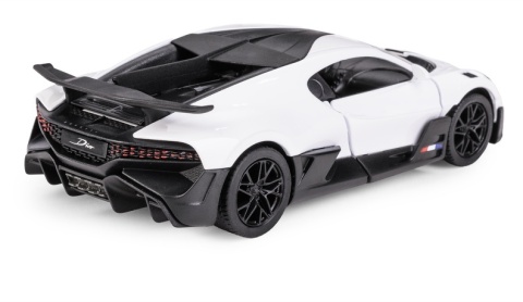 KT 5 Bugatti Divo white