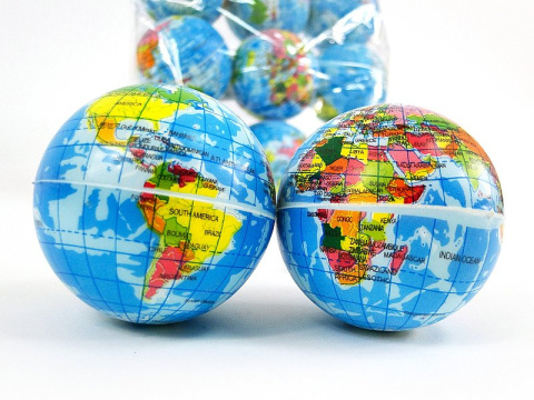 Piłka miękka globus