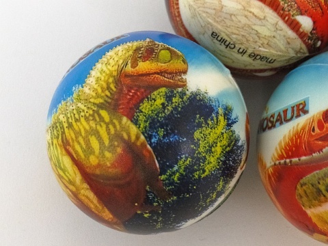 piłeczki piankowe 73mm - wzór dinozaury