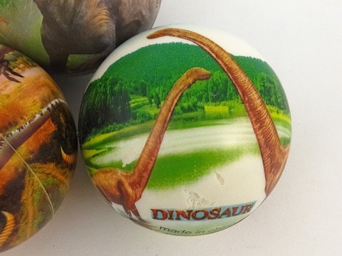 piłeczki piankowe 73mm - wzór dinozaury