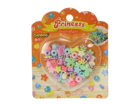 zestaw koralików do nawlekania, z linką, w ozdobnym pudełku; 13x11x1,5cm